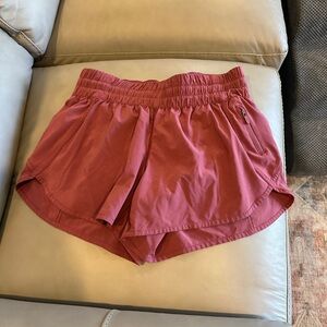 Lululemon Track That Short in Muave/pink Size 10